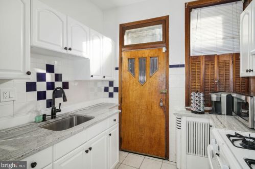 1016 6 St, Philadelphia PA 19140-2314 exterior