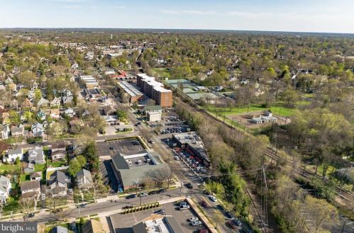 319 Marne Ave, Tavistock NJ 08033-1444 exterior