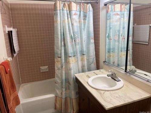 160 Academy St, Poughkeepsie NY  12601-4515 exterior