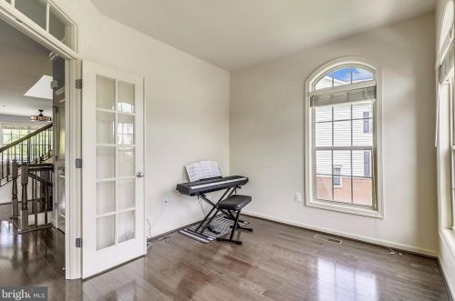 1520 Rabbit Holw Pl, Silver Spring MD 20906-6709 exterior