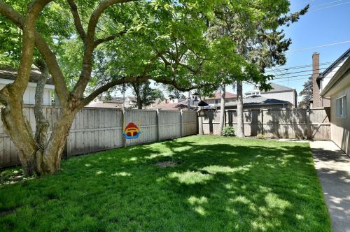 1636 77 Ct, Chicago IL 60707-4111 exterior