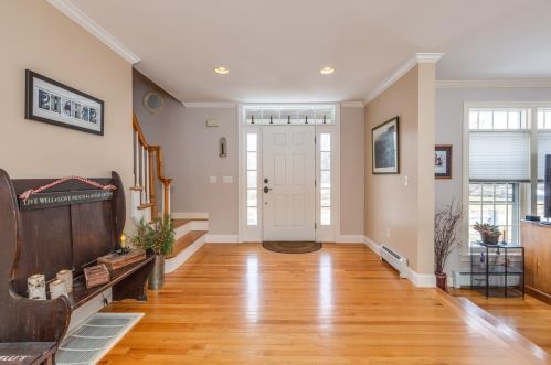 2 Asa Dr, Concord NH  03304-4012 exterior