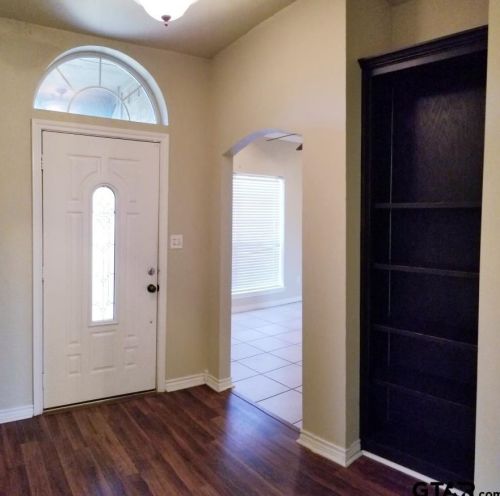 704 Cheryl St, Longview TX 75604-1044 exterior