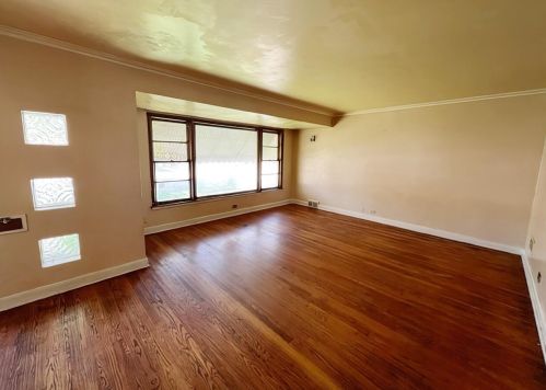 14531 Lowe Ave, Chicago IL  60827-2627 exterior