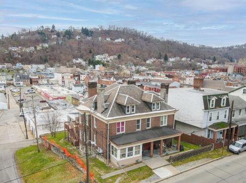 141 Evergreen Ave, Pittsburgh, PA 15209-2351