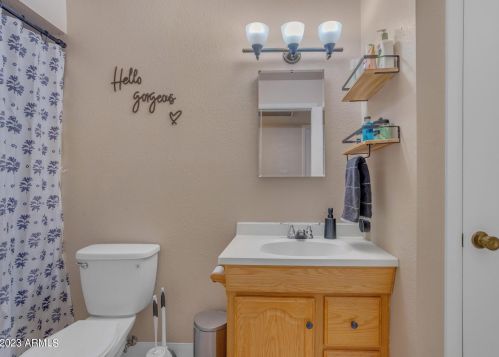 970 Gary Dr, Chandler AZ  85225-1437 exterior