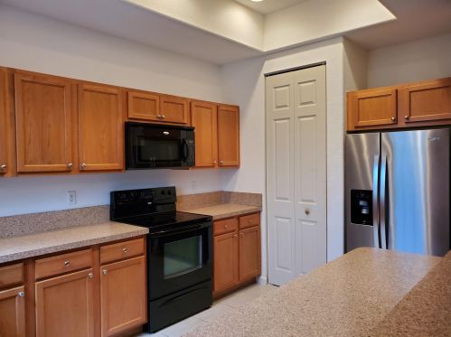 10400 Stephanie Way, Fort Pierce FL  34987-1971 exterior