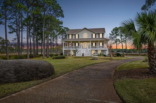 4750 Bayside Dr, Milton, FL 32583-8412