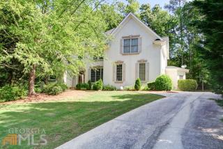 185 Forrest Lk Rd, Alpharetta GA  30022-1008 exterior