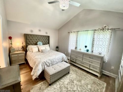 66 Sunrise Dr, Whippany NJ exterior