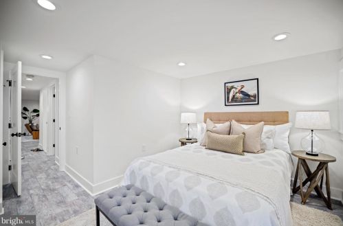 30 Adams St, Washington DC  20001-1026 exterior