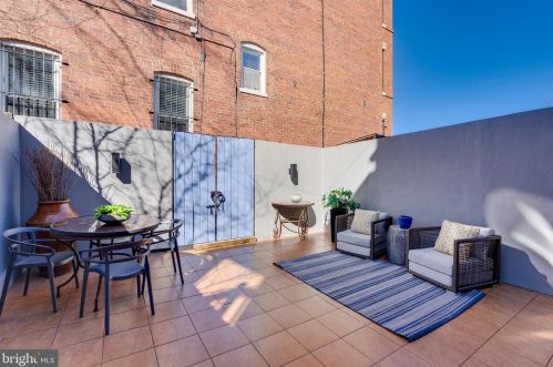 2728 13th St, Washington DC 20018-3901 exterior