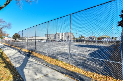 2254 61, Milwaukee WI 53213-1502 exterior