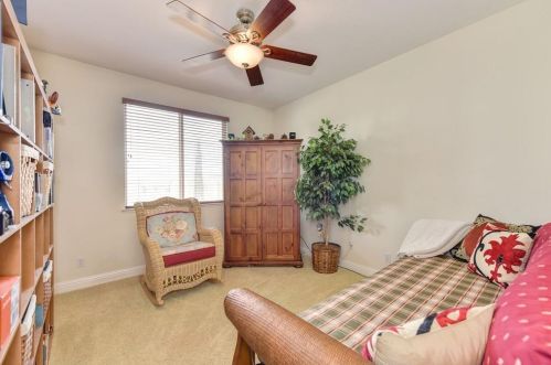 1009 Sandwick Way, Folsom CA 95630-6127 exterior