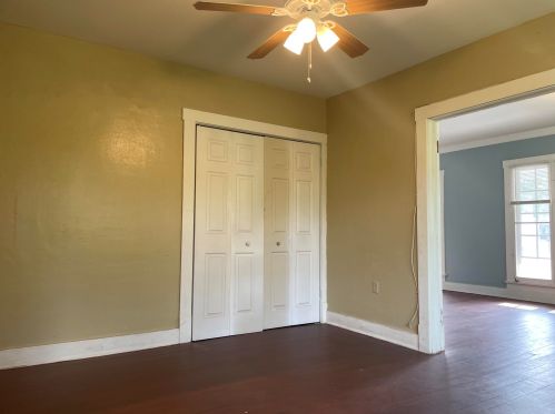 1109 Colonial Rd, Fort Pierce FL 34950-5068 exterior