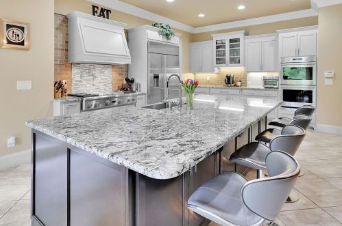 8069 Kenstone Ct, Atlanta GA 30350-4160 exterior