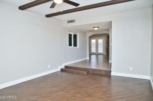 11623 31 Dr, Phoenix AZ 85041-5205 exterior