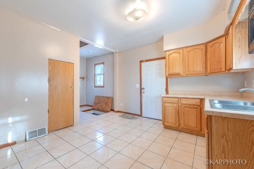 3549 58th St, Chicago IL 60629-3807 exterior