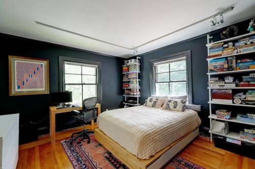 690 Angell St, Providence RI 02906-5309 exterior