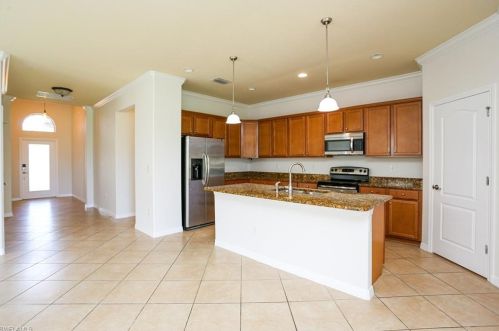 14800 Canton Ct, Naples FL 34114-8669 exterior