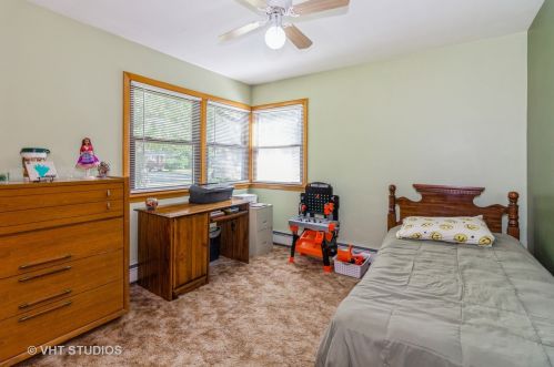 313 Dwight Ave, Joliet IL 60436-1424 exterior