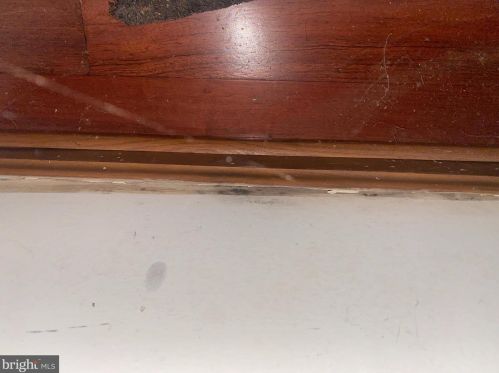 940 Eastern Ave, Washington DC  20019-7073 exterior