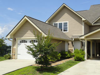 63 Rotunda Cir, Asheville, NC 28806-0005