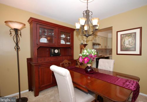 149 Wyndham Pl, Trenton NJ 08691-3130 exterior