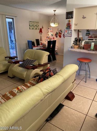 8219 34th Ave, Phoenix AZ 85053-5612 exterior