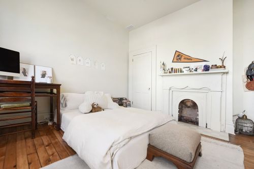 1426 Chateau St, Pittsburgh PA 15233-1242 exterior