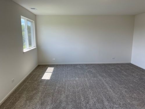 2212 Serenity Ln, Bull Valley IL 60098-7017 exterior