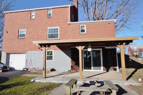 6830 Ridgevue Dr, Pittsburgh PA 15236-3644 exterior