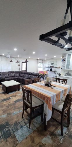 264 Todd Ave, Fort Pierce FL  34983-3137 exterior