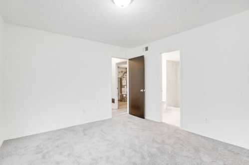 5410 Forest Downs Cir, Atlanta GA  30349-2488 exterior