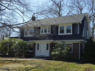560 Edgemere Dr, Red Bank NJ  07711 exterior