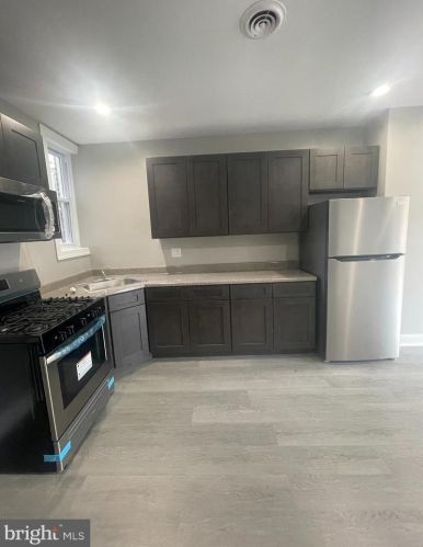 6217 Chestnut, Philadelphia PA 19104-3120 exterior