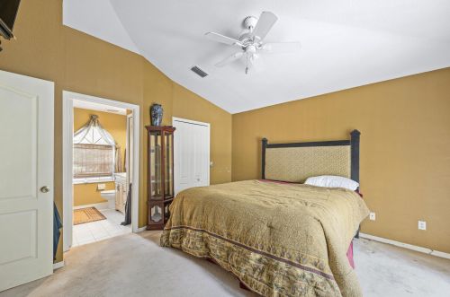 356 Ferris Dr, Fort Pierce FL 34983-8626 exterior