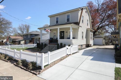 130 Holly Ave, Camden, NJ 08107-1118