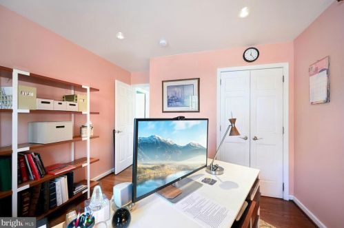 9101 Cherbourg Dr, Rockville MD 20854-3107 exterior