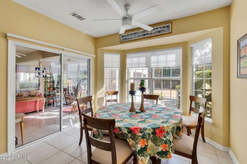 5 Fairforest Ln, Bluffton SC 29909-6181 exterior