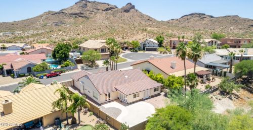 15816 15th Way, Phoenix AZ  85022-3249 exterior