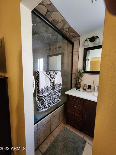 18214 2nd St, Phoenix AZ  85022-1006 exterior