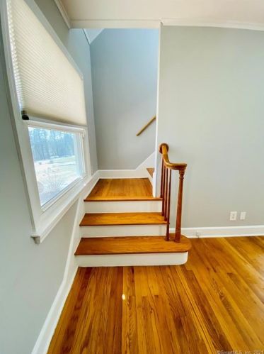 119 Kings Hwy, North Haven CT 06473-1211 exterior