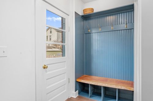 407 Center Ave, Pittsburgh PA  15215-3022 exterior