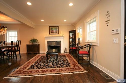 12 Engle St, Cresskill NJ  07626-2223 exterior