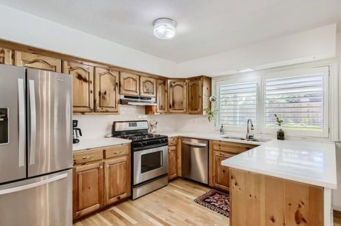 10505 Berthound Dr, Austin TX 78758-4732 exterior