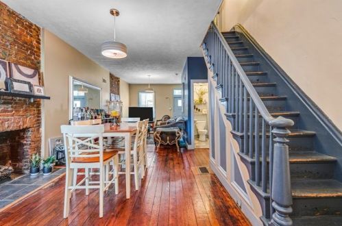 241 38 St, Pittsburgh PA 15201-1807 exterior