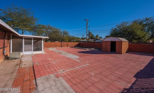 5002 1 St, Tucson AZ 85711-1507 exterior