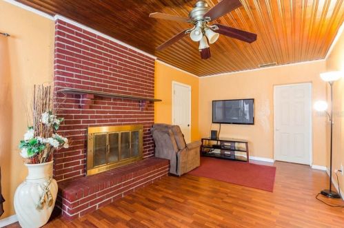 1918 Shadowlawn Ave, Tampa FL 33610-5151 exterior