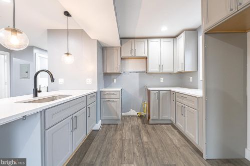 1281 Simms Pl, Washington DC 20002-7837 exterior